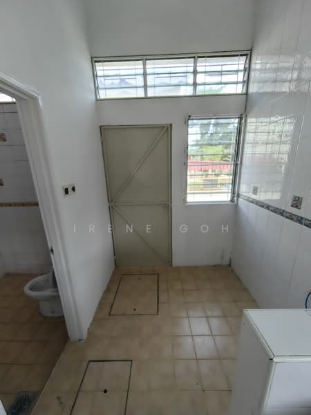 2-storey Terraced House for Rent in Tanjung Bungah (Penang) - Irene Goh - Bathroom - PropertyGuru.com.my
