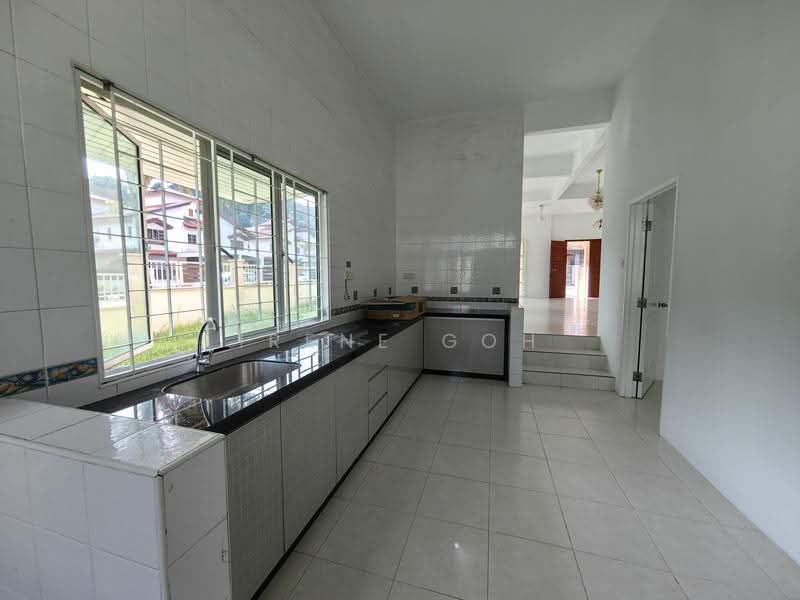 2-storey Terraced House for Rent in Tanjung Bungah (Penang) - Irene Goh - Kitchen - PropertyGuru.com.my