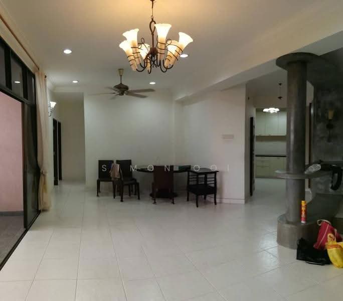 Pangsapuri untuk Dijual di Sri Permai - Simon Ooi - Living Room - PropertyGuru.com.my