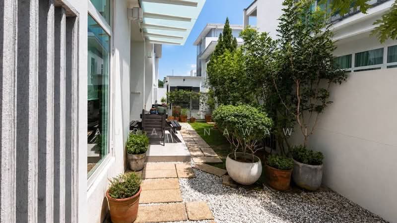Semi-Detached House for Sale in Cyberjaya (Selangor) - Fauran Nawawi - Garden - PropertyGuru.com.my