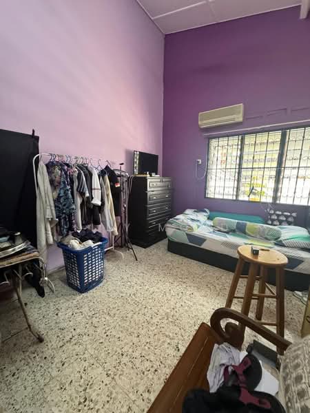 Rumah Berkembar untuk Dijual di Taman Nong Chik (Johor Bahru) - Lily Mohd - PropertyGuru.com.my
