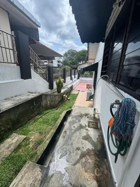 Rumah Berkembar untuk Dijual di Taman Nong Chik (Johor Bahru) - Lily Mohd - PropertyGuru.com.my