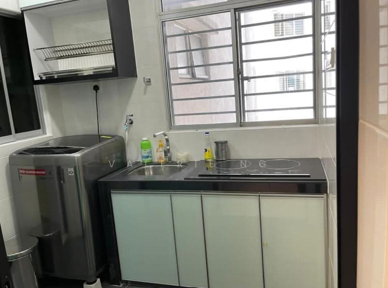 Kondominium untuk Dijual di Symphony Heights (Simfoni Heights) - Valerie Ng - Kitchen - PropertyGuru.com.my