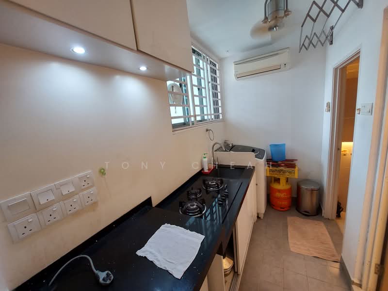 Kondominium untuk Dijual di All Seasons Park - Tony Cheah - Kitchen - PropertyGuru.com.my