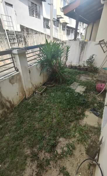 Rumah Berkembar untuk Dijual di Sungai Ara (Penang) - Simon Ooi - Garden - PropertyGuru.com.my