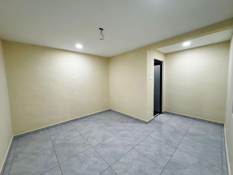 2-storey Terraced House for Sale in Taman Pelangi (Johor Bahru) - Agnes . - PropertyGuru.com.my