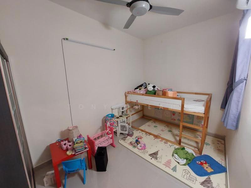 Kondominium untuk Dijual di All Seasons Park - Tony Cheah - Bedroom - PropertyGuru.com.my