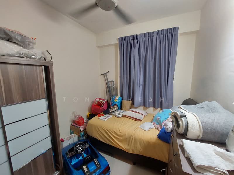Kondominium untuk Dijual di All Seasons Park - Tony Cheah - Bedroom - PropertyGuru.com.my