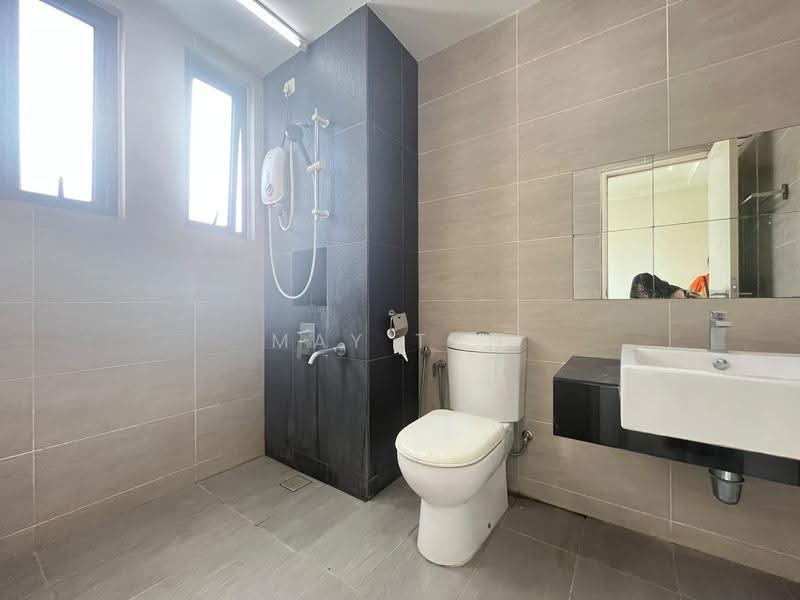 Kondominium untuk Disewa di Ascenda Residence @ Skyarena - May Tan - Bathroom - PropertyGuru.com.my