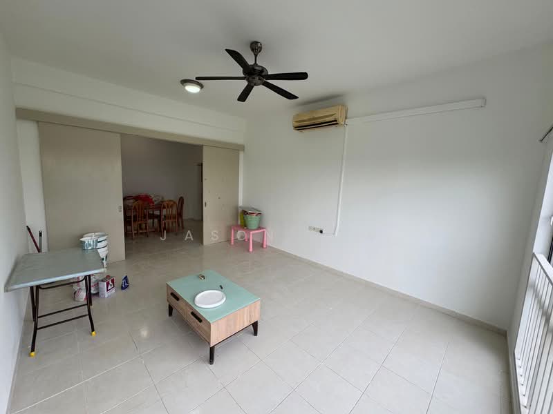 Kediaman Servis untuk Disewa di I Residence - Jason Low - Living Room - PropertyGuru.com.my