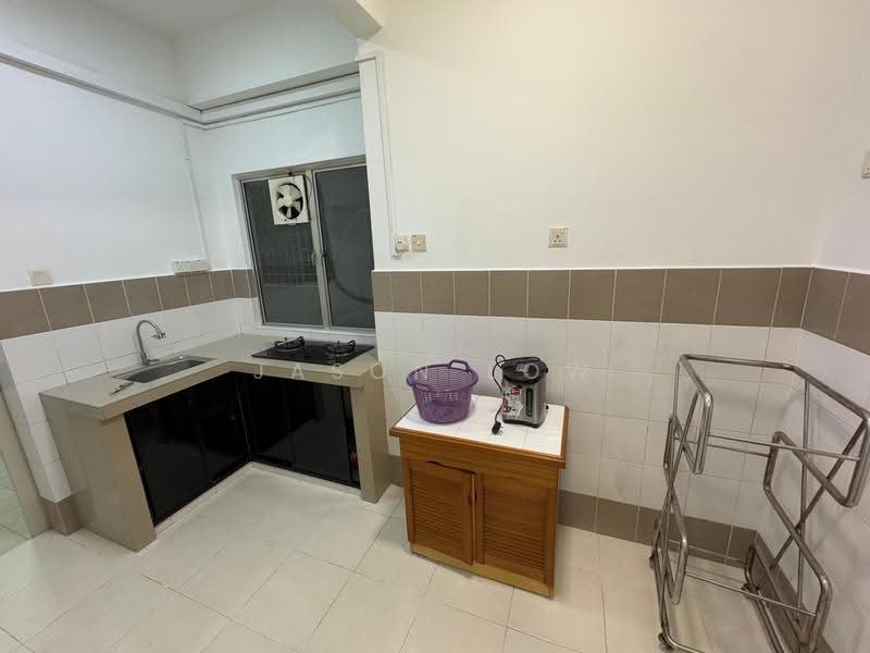 Kediaman Servis untuk Disewa di I Residence - Jason Low - Kitchen - PropertyGuru.com.my