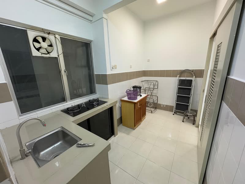 Kediaman Servis untuk Disewa di I Residence - Jason Low - Kitchen - PropertyGuru.com.my