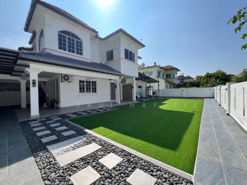 Terraced House for Sale in Bandar Bukit Puchong (Puchong) - Amierul Hafizie - Exterior - PropertyGuru.com.my