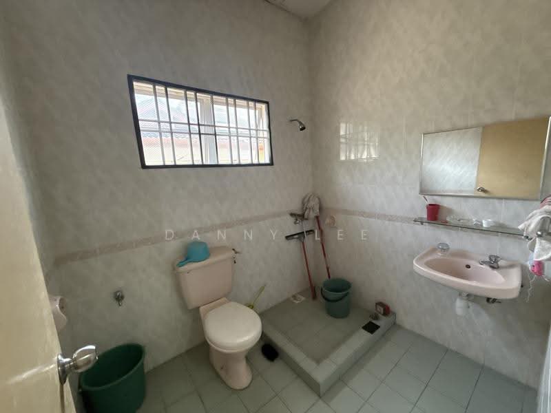 2-storey Terraced House for Sale in Bukit Jelutong (Shah Alam) - Danny Lee - PropertyGuru.com.my