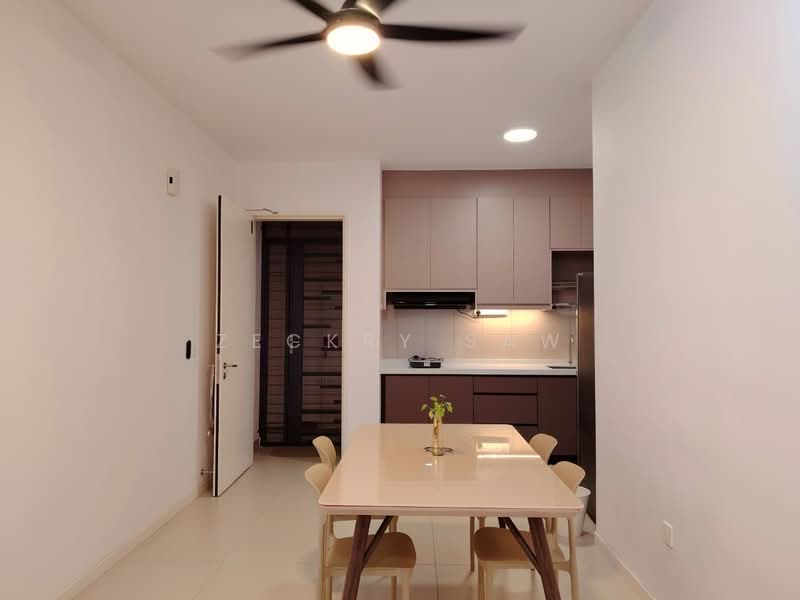 Kondominium untuk Disewa di Vierra Residence - Zeckry Saw - Dining Room - PropertyGuru.com.my