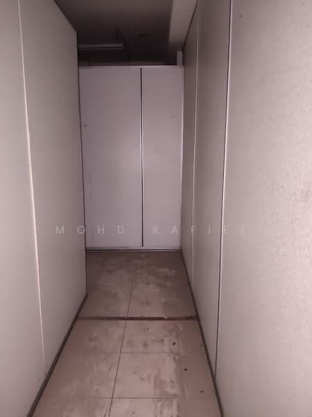 Office for Sale in Nilai (Negeri Sembilan) - Mohd Rafiee - Corridor - PropertyGuru.com.my