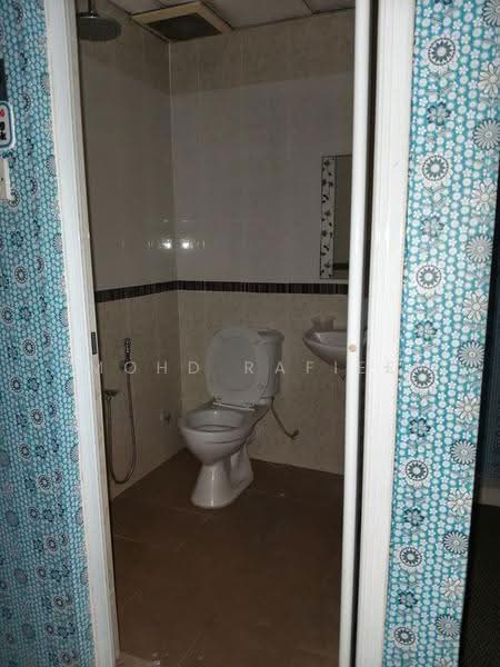 Office for Sale in Nilai (Negeri Sembilan) - Mohd Rafiee - Bathroom - PropertyGuru.com.my