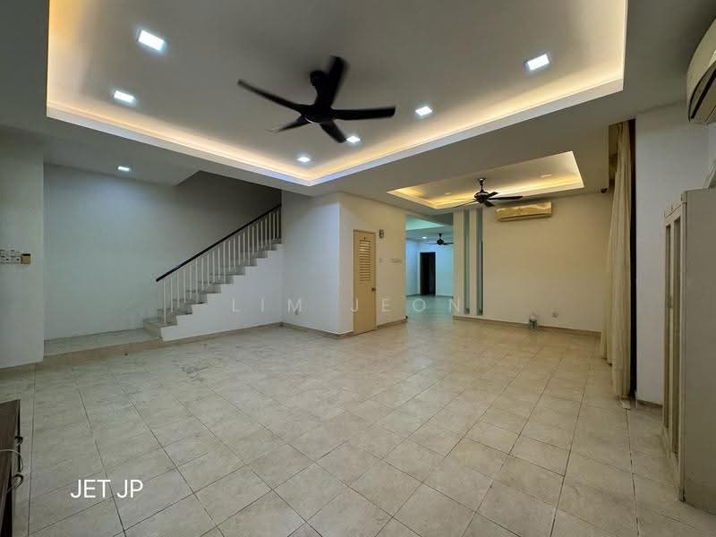 Semi-Detached House for Sale in Bandar Botanic (Klang) - Lim Jeon - Living Room - PropertyGuru.com.my