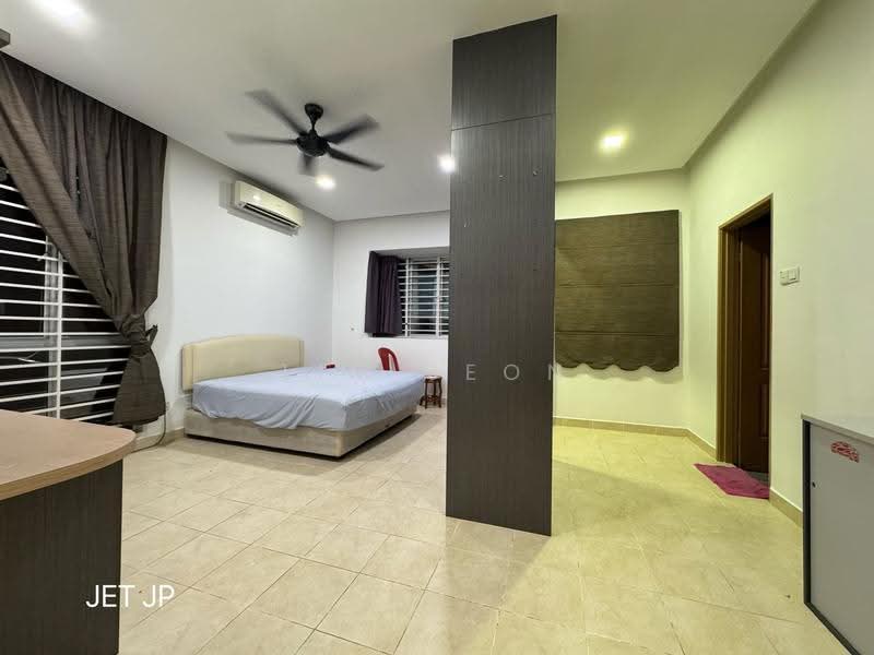 Semi-Detached House for Sale in Bandar Botanic (Klang) - Lim Jeon - Bedroom - PropertyGuru.com.my