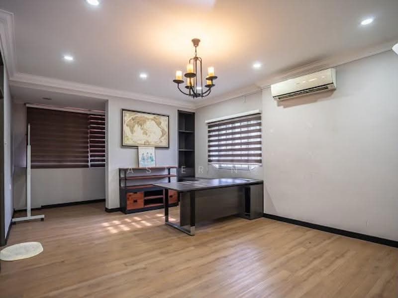 Rumah Berkembar untuk Dijual di Tanjung Tokong (Penang) - Aster Ng - Study - PropertyGuru.com.my