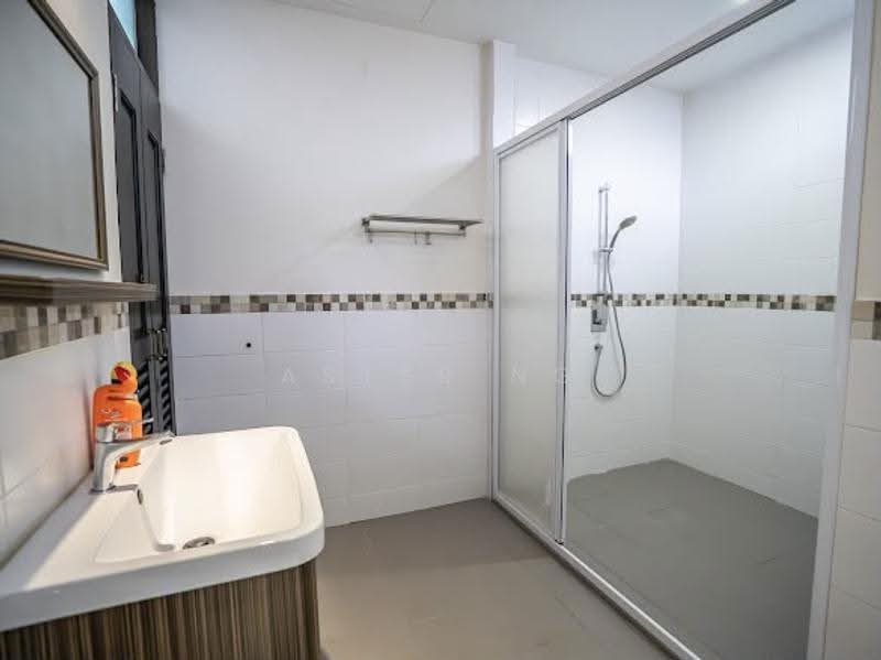 Rumah Berkembar untuk Dijual di Tanjung Tokong (Penang) - Aster Ng - Bathroom - PropertyGuru.com.my