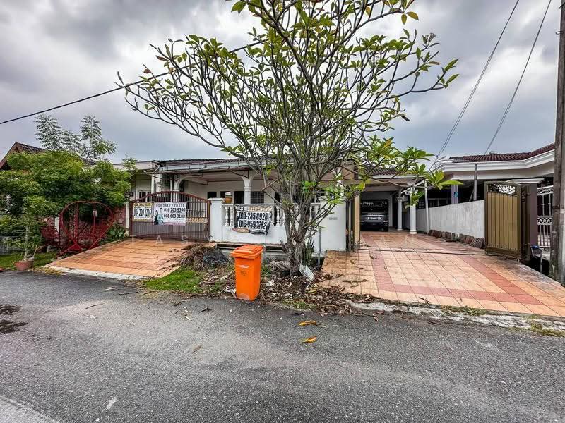 Rumah Berkembar untuk Dijual di Taman Sungai Jelok (Kajang) - Tasya Ruslan - PropertyGuru.com.my