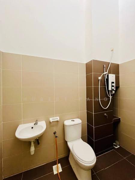 2-storey Terraced House for Rent in Bandar Penawar (Kota Tinggi) - Hubert Pang - Bathroom - PropertyGuru.com.my