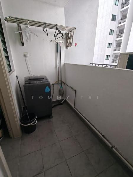 Kediaman Servis untuk Disewa di Southkey Mosaic - Tommy Tai - Balcony - PropertyGuru.com.my