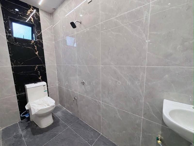 Rumah Teres 2-Tingkat untuk Dijual di Johor Bahru (Johor) - Joanne Yong - Bathroom - PropertyGuru.com.my