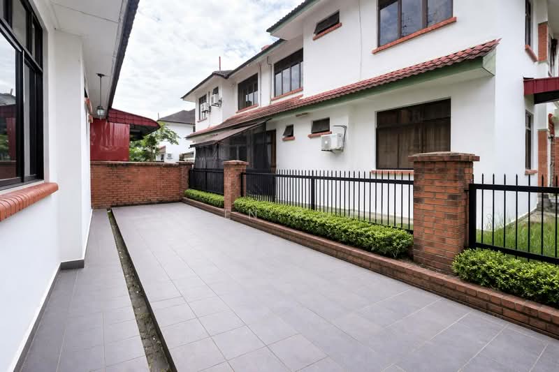 Semi-Detached House for Sale in Taman Sutera Utama (Skudai) - Yi En Puah - Exterior - PropertyGuru.com.my