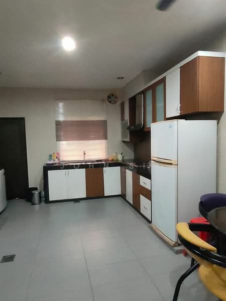 Rumah Teres 2-Tingkat untuk Disewa di Bukit Indah (Iskandar Puteri (Nusajaya)) - John Sia - Kitchen - PropertyGuru.com.my