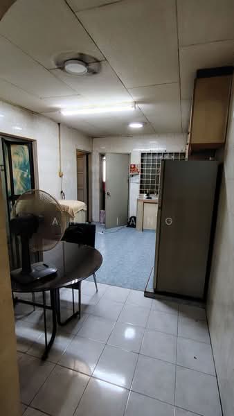 1-storey Terraced House for Sale in Taman Universiti (Skudai) - Ah Liang - Kitchen - PropertyGuru.com.my