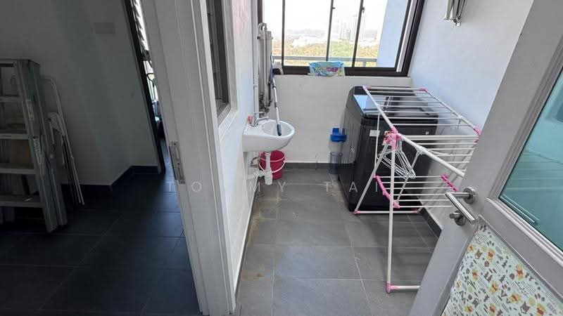 Condominium for Rent at Iskandar Residences - Tommy Tai - Balcony - PropertyGuru.com.my