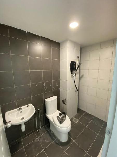 Condominium for Rent at Fairview Residence - Shelley Voon - Bathroom - PropertyGuru.com.my