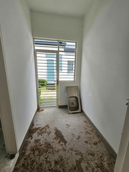 Rumah Teres 2-Tingkat untuk Dijual di Eco Majestic (Semenyih) - Amy Chin - Entrance - PropertyGuru.com.my