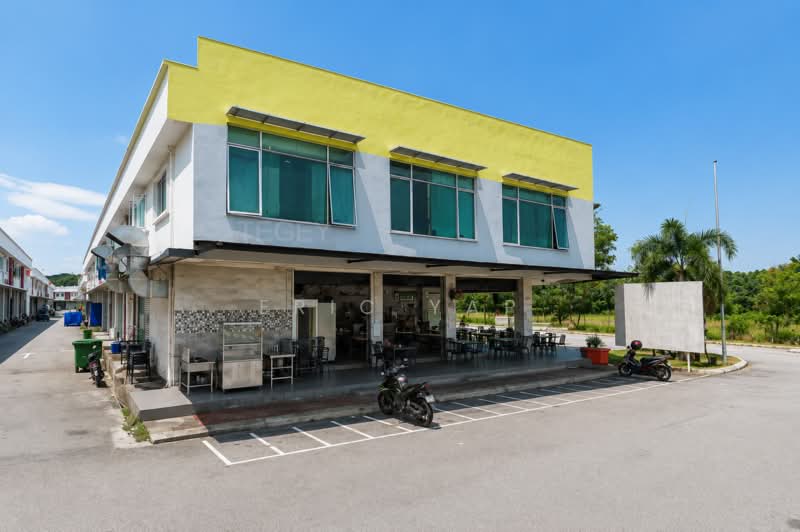 Shop / Office for Sale in Puncak Alam (Selangor) - Eric Yap - Exterior - PropertyGuru.com.my