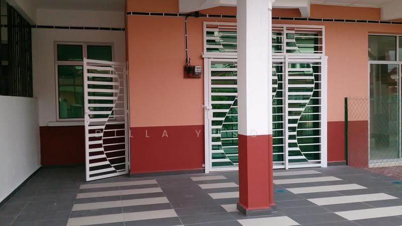 Rumah Teres 2-Tingkat untuk Dijual di Dengkil (Selangor) - DILLA YUSOFF - Exterior - PropertyGuru.com.my