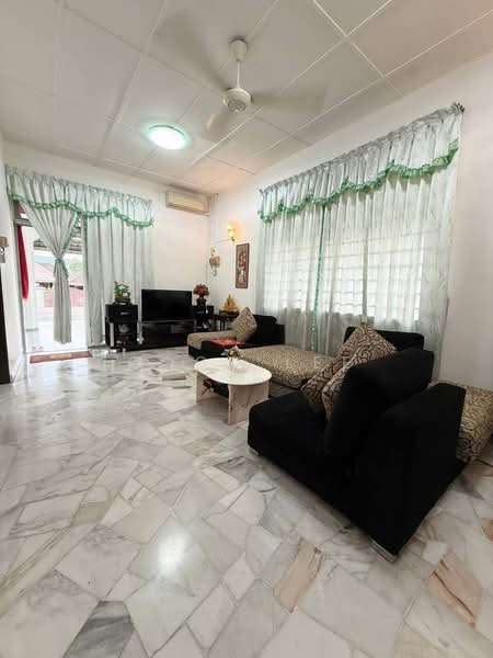 Rumah Teres 1-Tingkat untuk Dijual di Skudai (Johor) - Coco Lee - Living Room - PropertyGuru.com.my