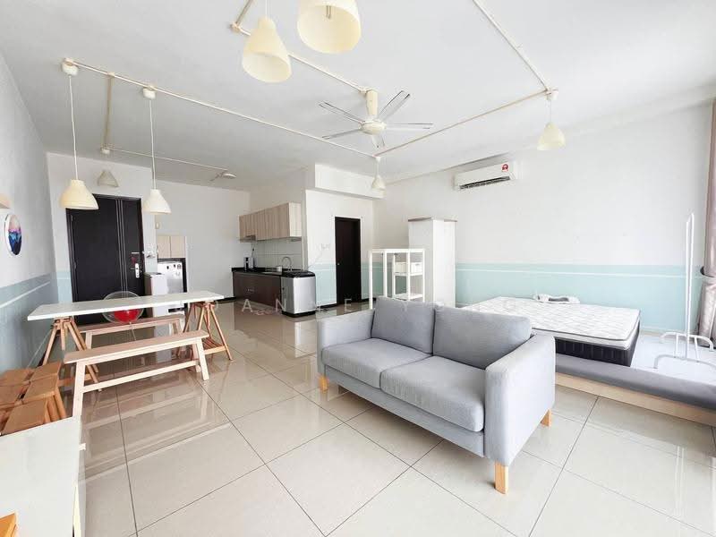 Kediaman Servis untuk Disewa di Molek Regency - JOANNE YONG - Living Room - PropertyGuru.com.my