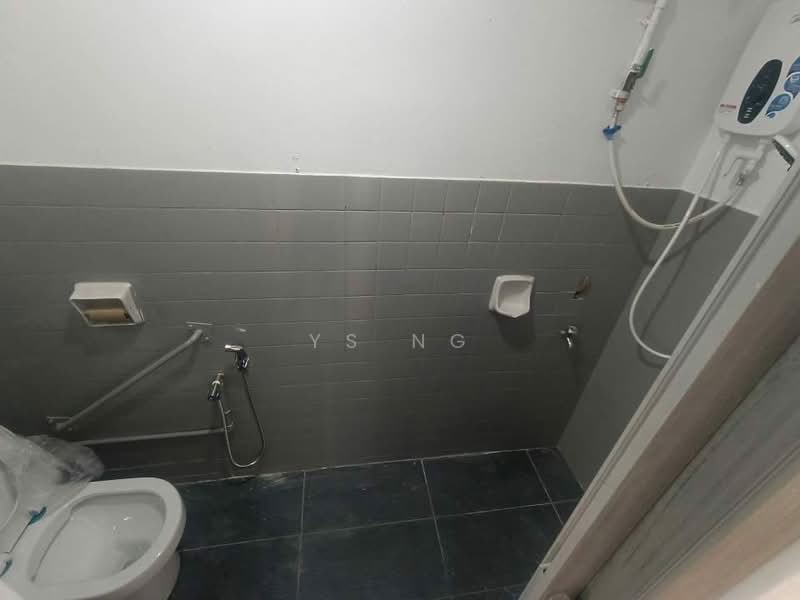 2-storey Terraced House for Sale in Taman Malim Jaya (Bachang) - Ys Ng - Bathroom - PropertyGuru.com.my