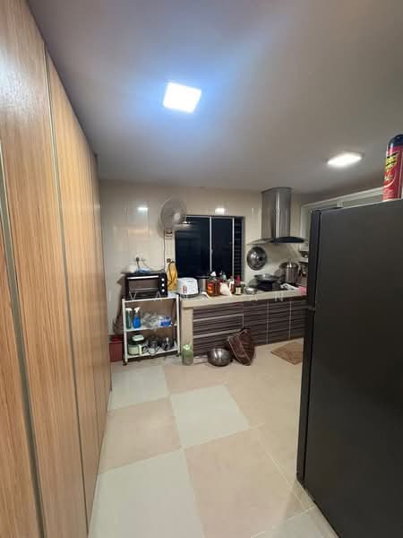 Rumah Teres 2-Tingkat untuk Dijual di Taman Tasik Puchong (Puchong) - Ivan Tan - Kitchen - PropertyGuru.com.my