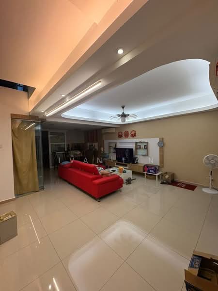 Rumah Teres 2-Tingkat untuk Dijual di Taman Tasik Puchong (Puchong) - Ivan Tan - Living Room - PropertyGuru.com.my