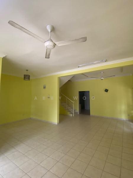 Rumah Teres 2-Tingkat untuk Disewa di Shah Alam (Selangor) - Abby Woo - Living Room - PropertyGuru.com.my