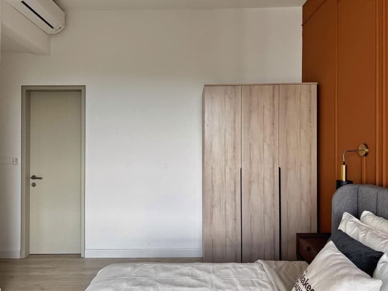 Kondominium untuk Disewa di Quinn Residence - Kim Ling - Master Bedroom - PropertyGuru.com.my