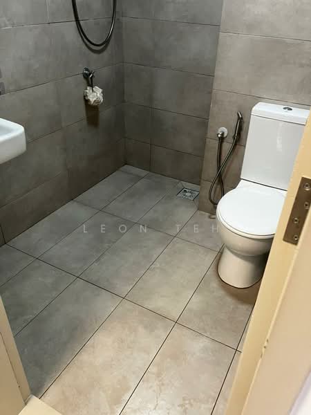 Kediaman Servis untuk Disewa di Savio @ Riana Dutamas - Leon Teh - Bathroom - PropertyGuru.com.my
