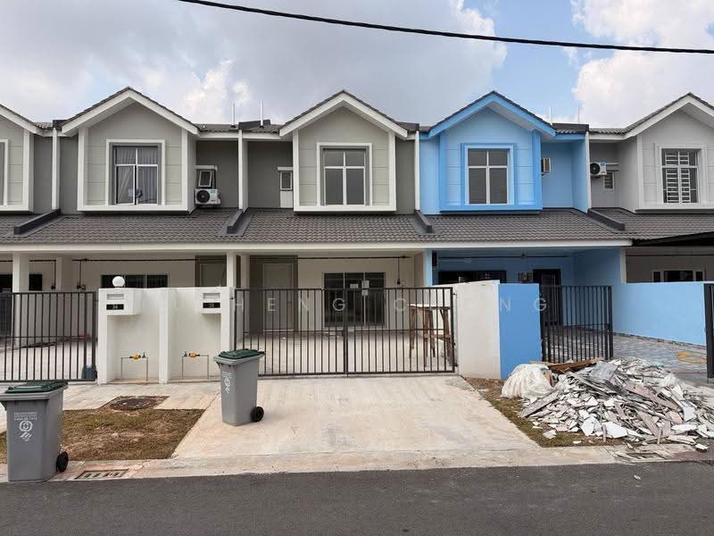2-storey Terraced House for Sale in Taman Bestari Perdana (Pasir Gudang) - Fu Heng Chong - Exterior - PropertyGuru.com.my