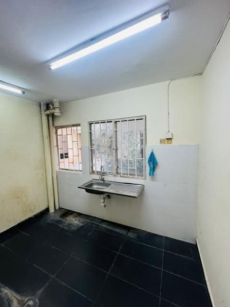 Condominium for Sale at Ketumbar Heights - Muhammad Zulkarnain Nur Salim - Kitchen - PropertyGuru.com.my