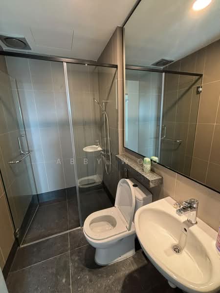 Condominium for Rent at THE VUE @ MONTEREZ - Abby Woo - Bathroom - PropertyGuru.com.my
