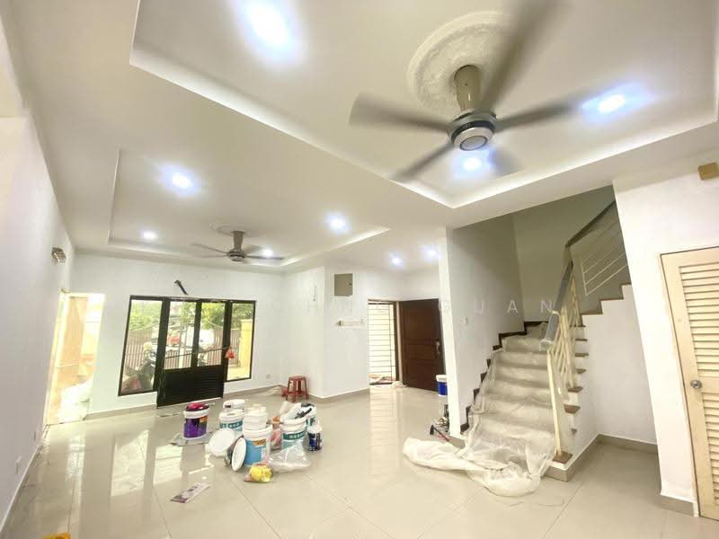 2-storey Terraced House for Rent in Bandar Kinrara Seksyen 9 (Bandar Kinrara) - Kho Chng Guan - Living Room - PropertyGuru.com.my