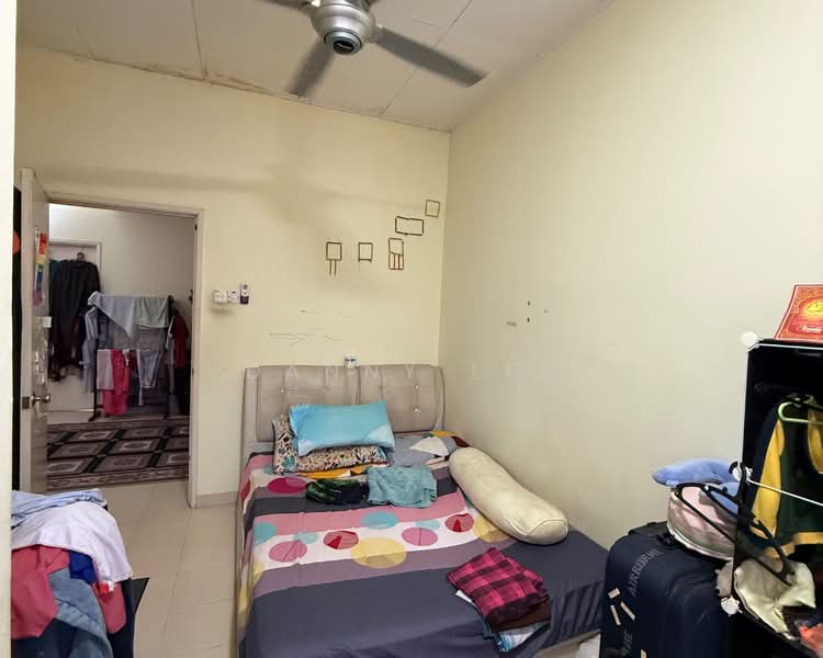 2-storey Terraced House for Sale in Bandar Putra Permai (Seri Kembangan) - Danny Lee - PropertyGuru.com.my